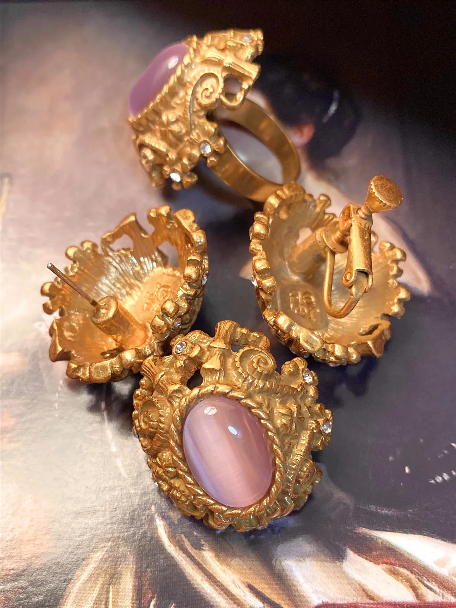 Vintage Metal Stud Earrings Natural Stone Opal Brass for Women Gold Color Jewelry New Elegant Travel Gift