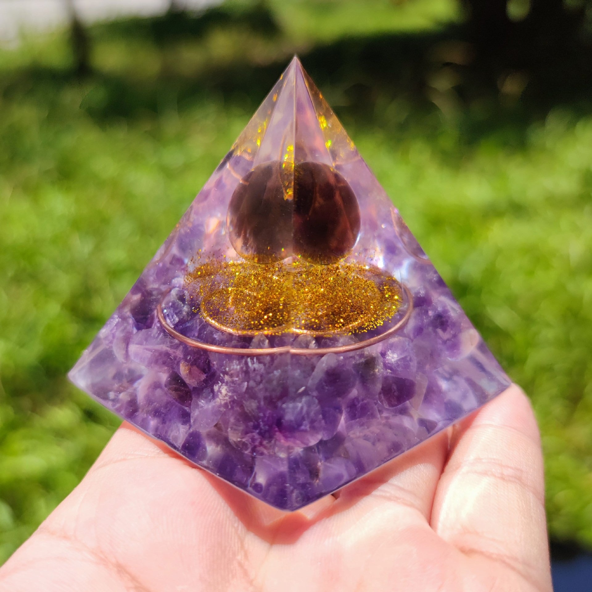 8cm foreign trade same style crystal ball pyramid crystal crushed stone drip resin pyramid ornament