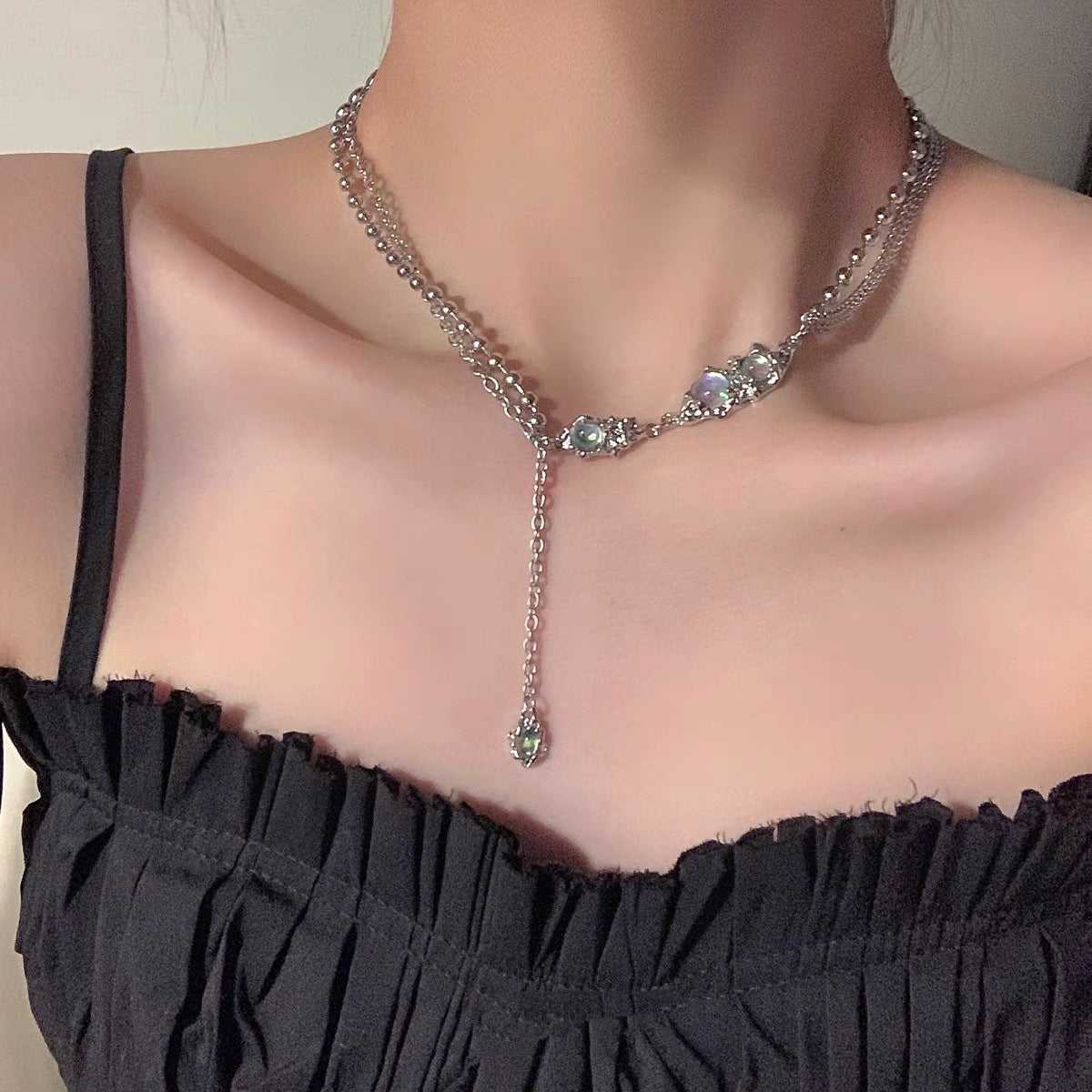 Luxury Liquid Opal Stone Necklace Ladies Ins Hip-Hop Necklace Advanced Design Sense Niche Collarbone Chain