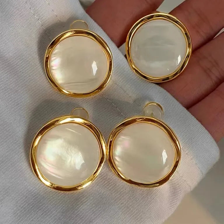 New Classic Elegant Round Opal Earrings for Women Simple and Versatile Luxury Designer Jewelry Korean Fashion Japan